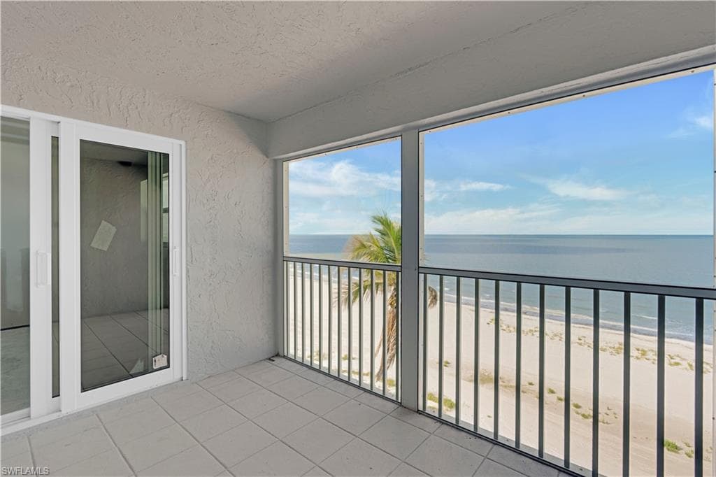 5100 Estero BLVD 6B3-4