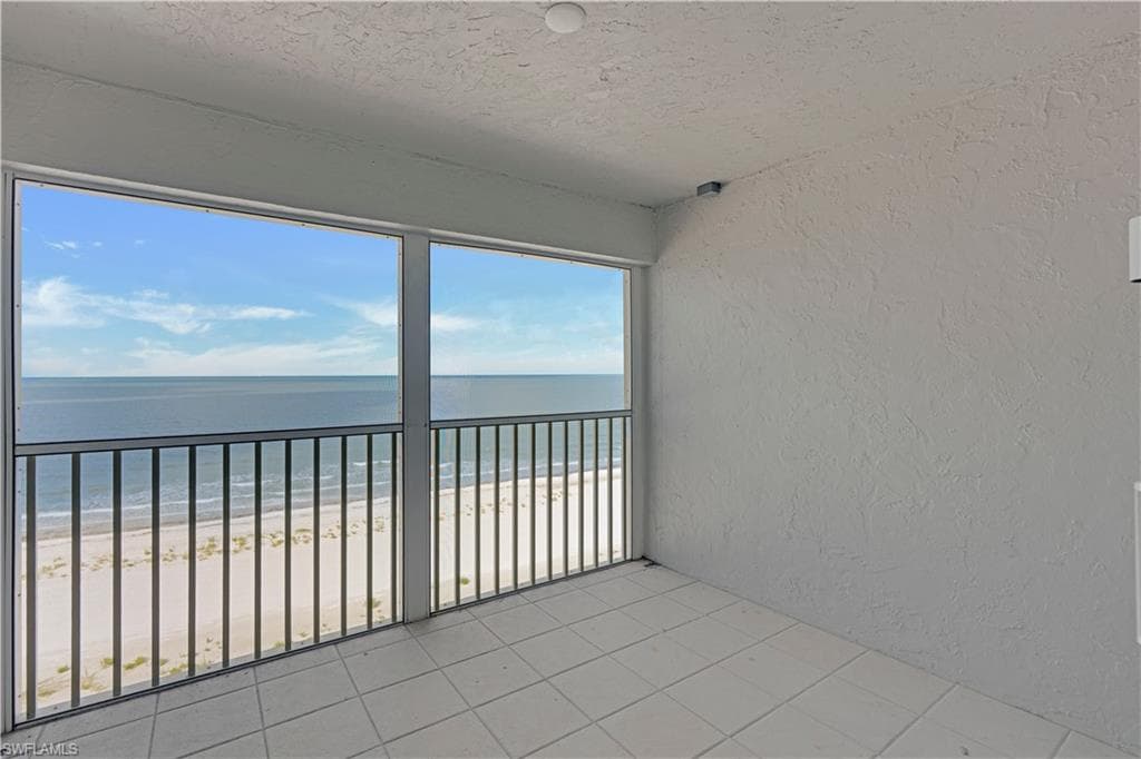 5100 Estero BLVD 6B3-3