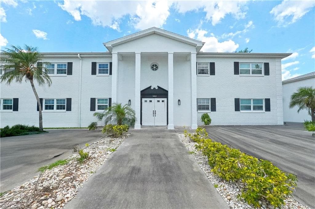 1462 Myerlee Country Club BLVD 2G-25