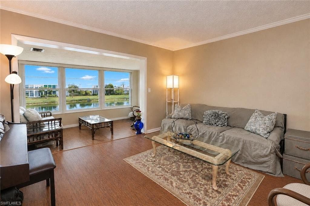 1462 Myerlee Country Club BLVD 2G-2