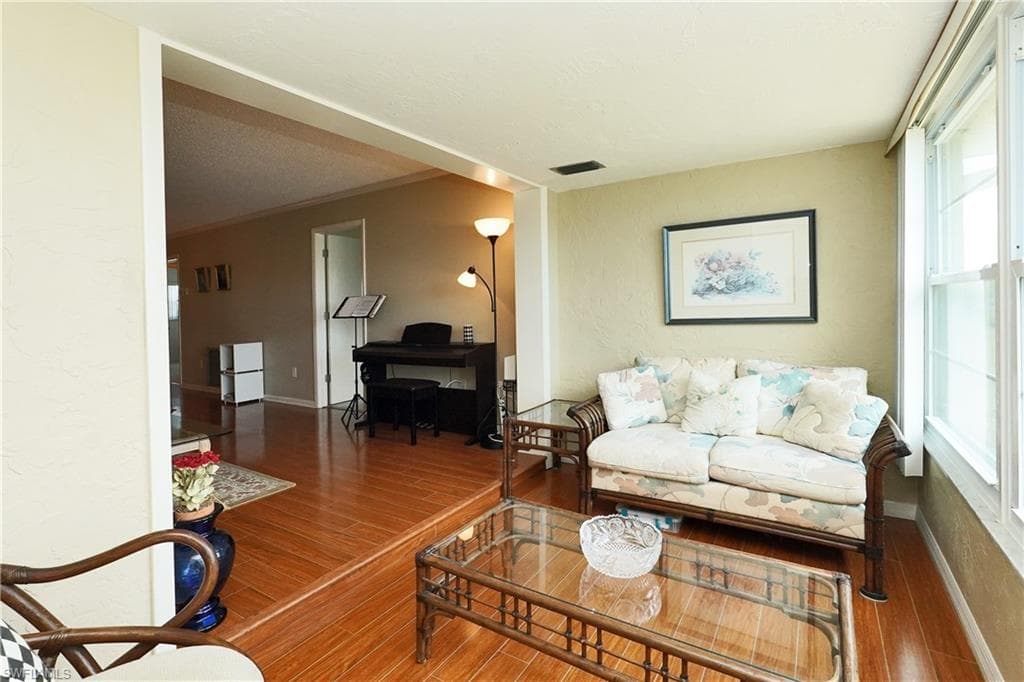 1462 Myerlee Country Club BLVD 2G-17