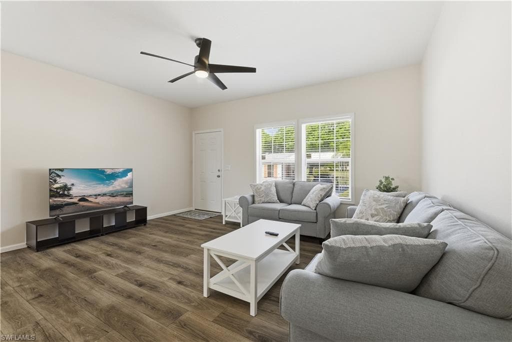 24 Red Poinciana DR-6