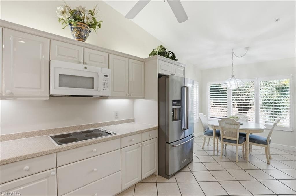 2365 Hidden Lake DR 6-5