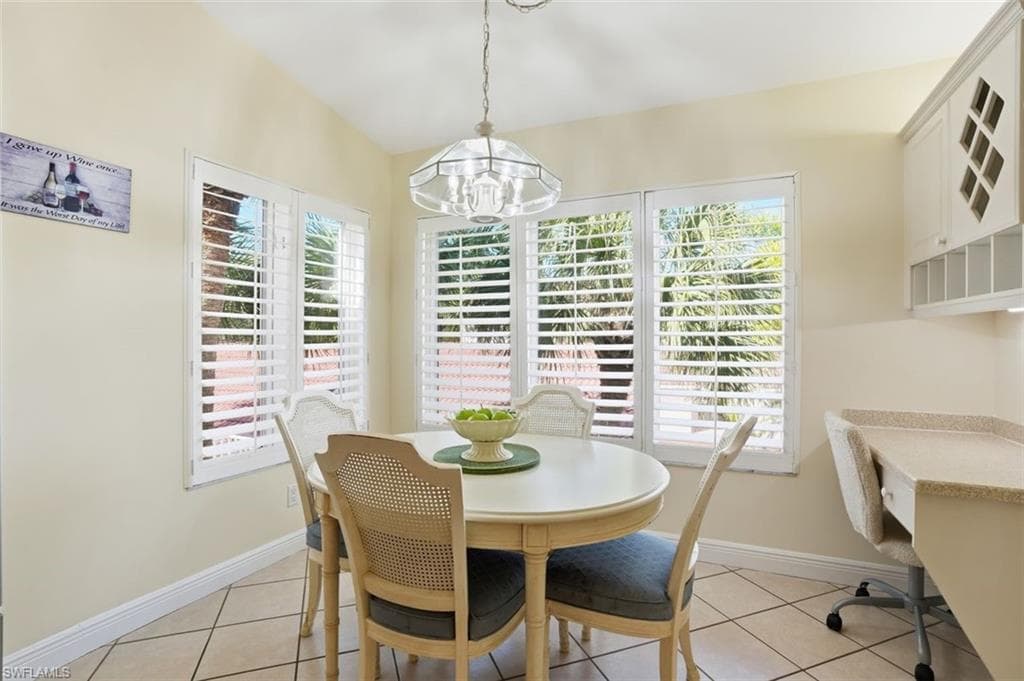 2365 Hidden Lake DR 6-8