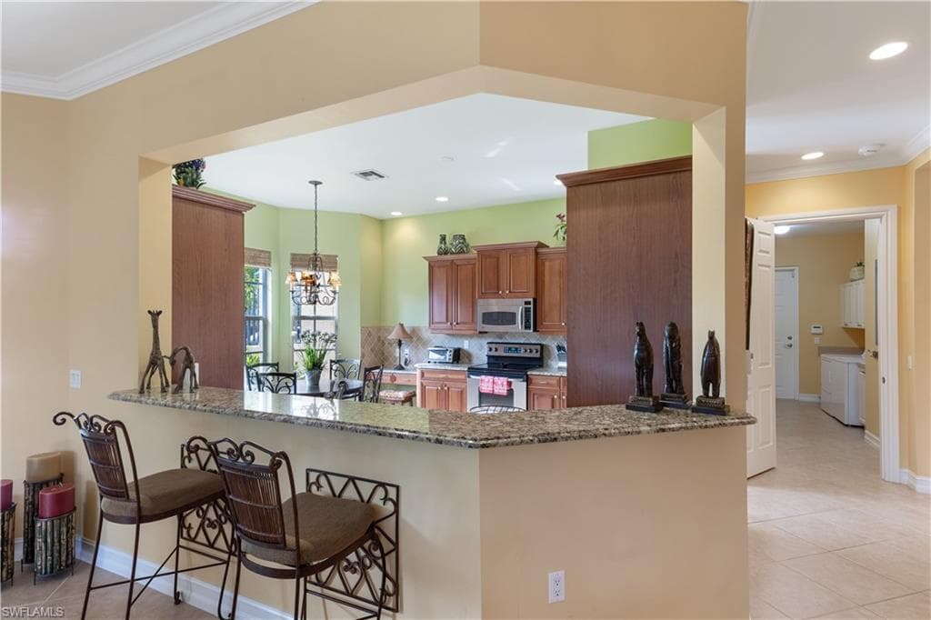 5050 Blauvelt WAY 8-102-3