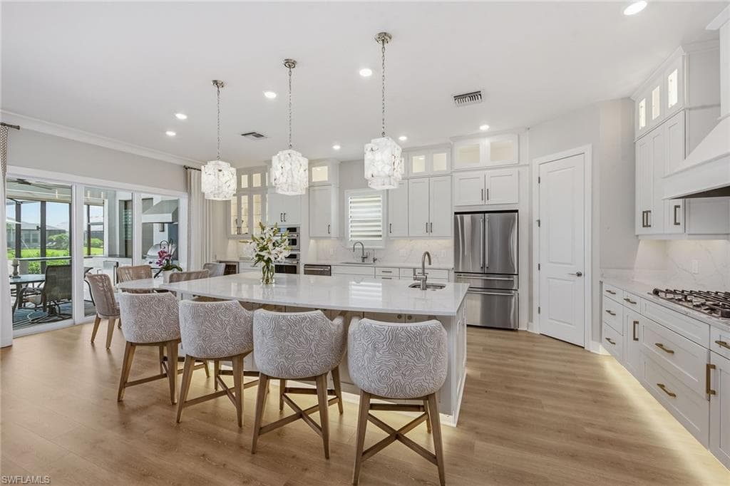 15848 Triesta LN-4