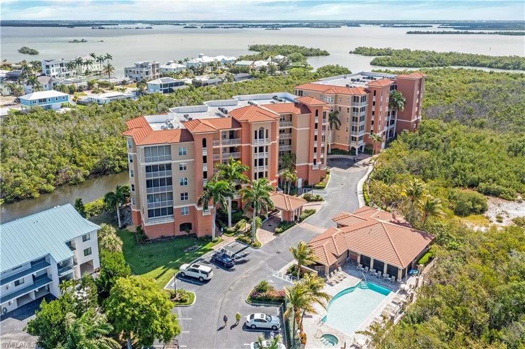 22628 Island Pines WAY 1303-2