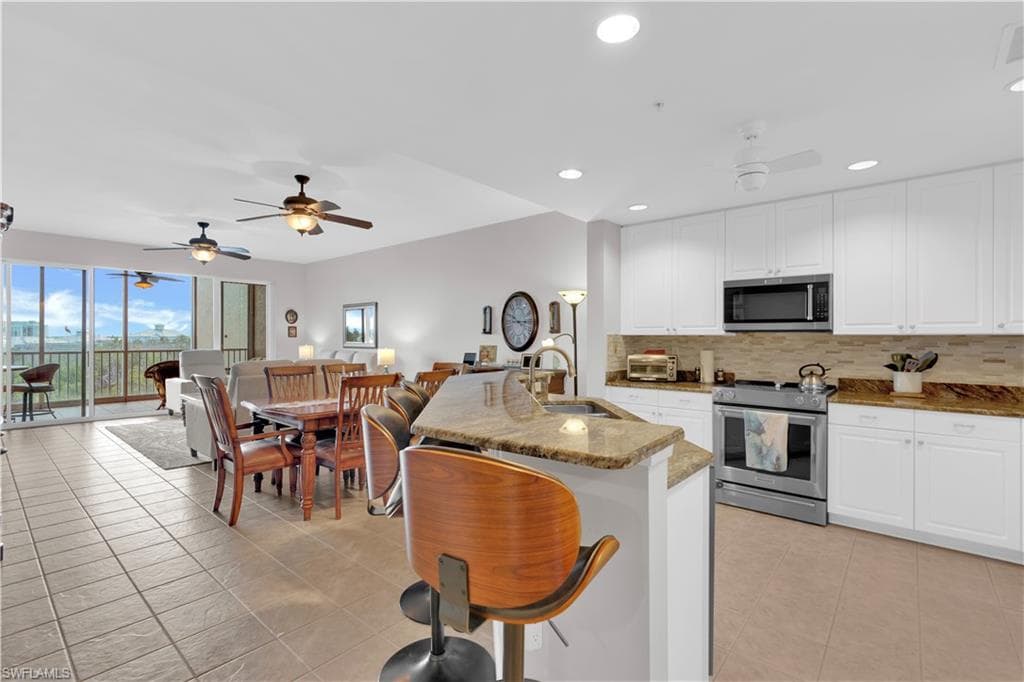 22628 Island Pines WAY 1303-4