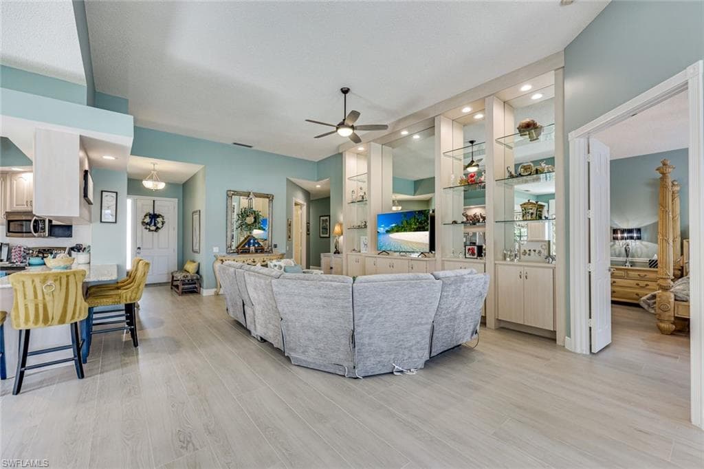 3204 Benicia CT-5