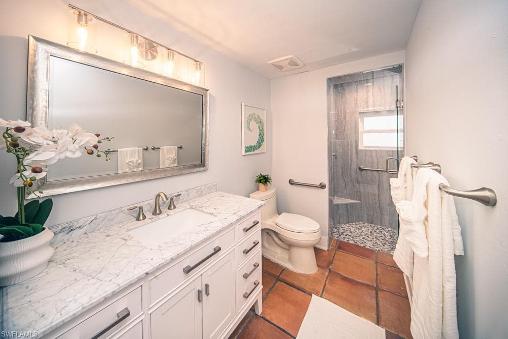374 14th AVE S-18