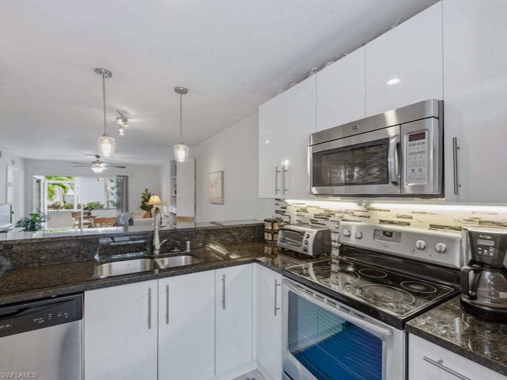 1901 Courtyard WAY C105-8