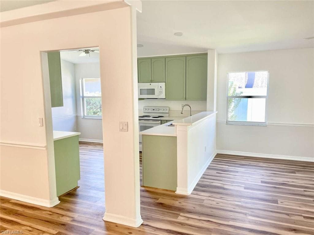 7588 Cameron CIR-4