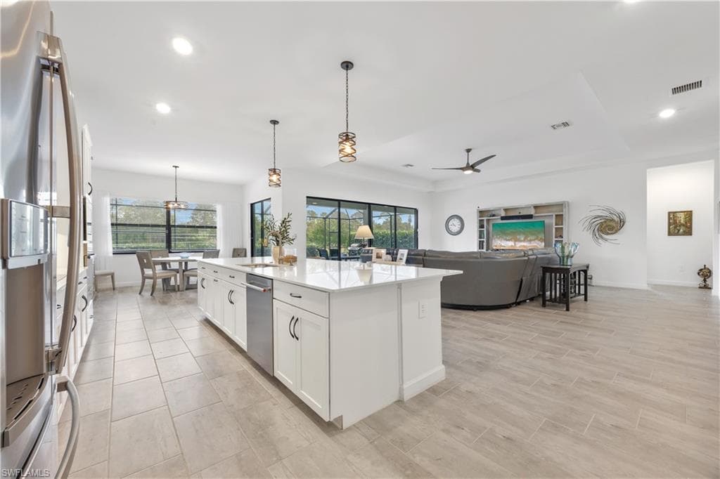 13991 Binghampton DR-18