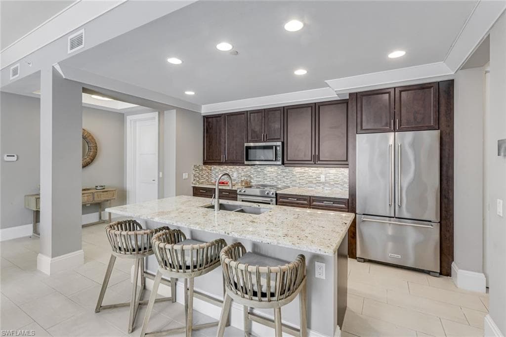1030 3rd AVE S 216-7