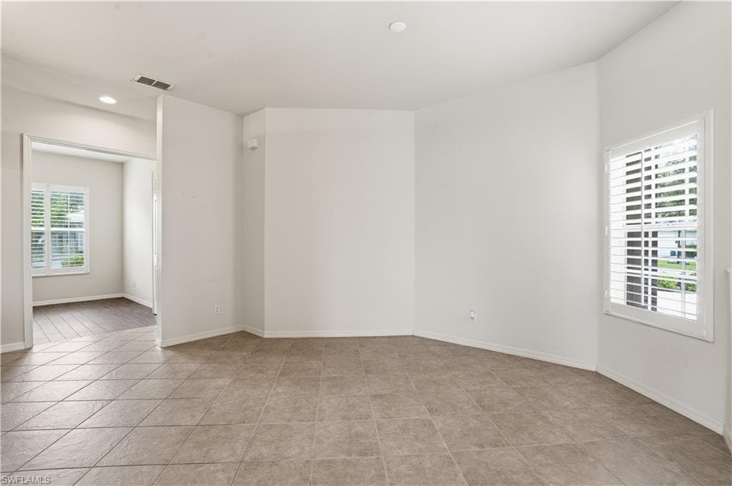 15358 Briarcrest CIR-13
