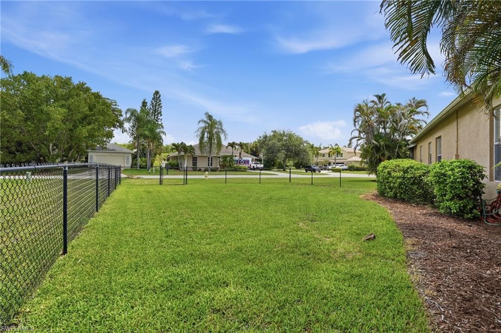 15358 Briarcrest CIR-30