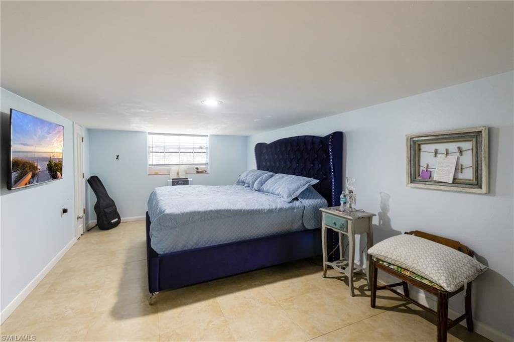 17611 Old Bayshore RD-29