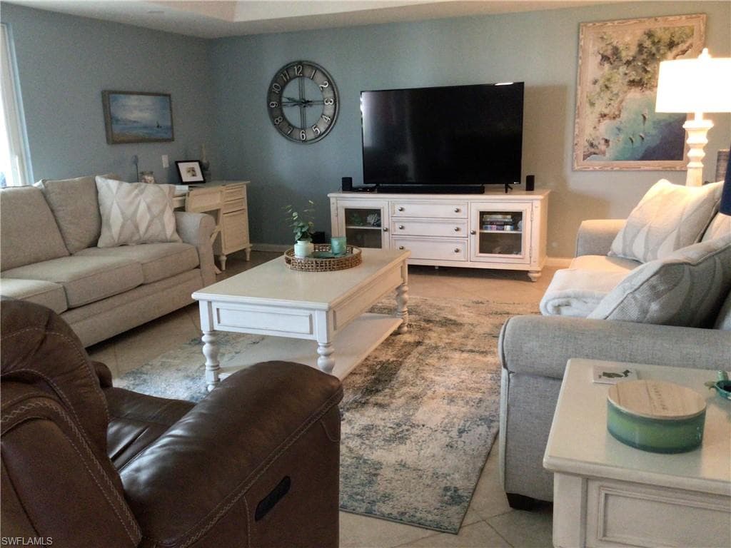 195 Peppermint LN W 881-8