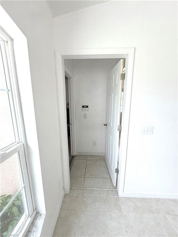 3586 Seagrape AVE-31