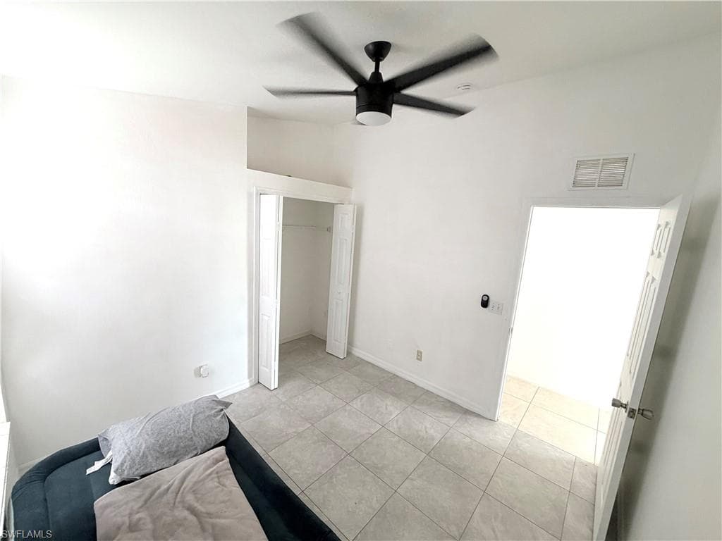 3586 Seagrape AVE-8