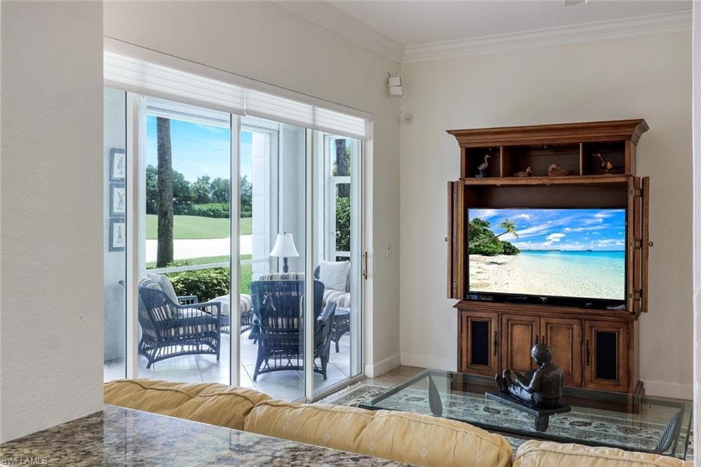 9271 Indigo Isle CT 101-5