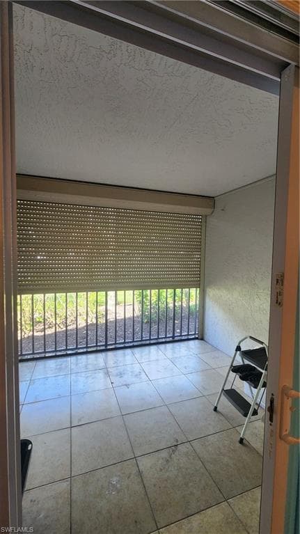 2121 Collier AVE 107-20