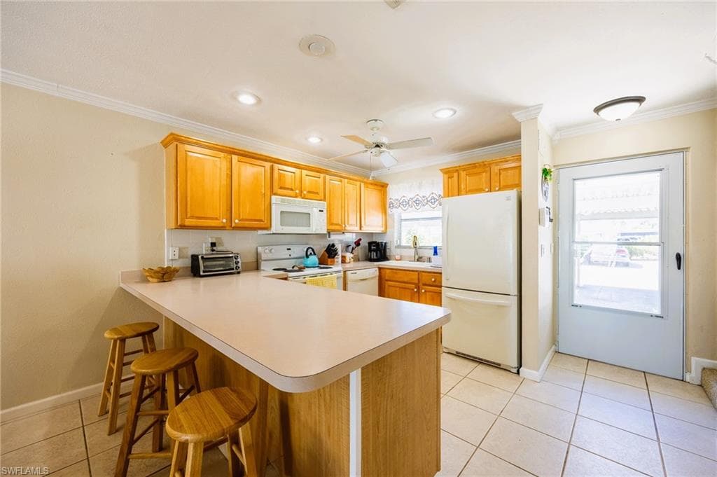 6777 Winkler RD 150-4