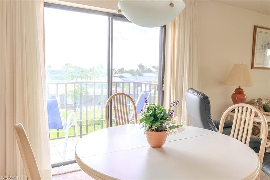 6645 Estero BLVD 201-5