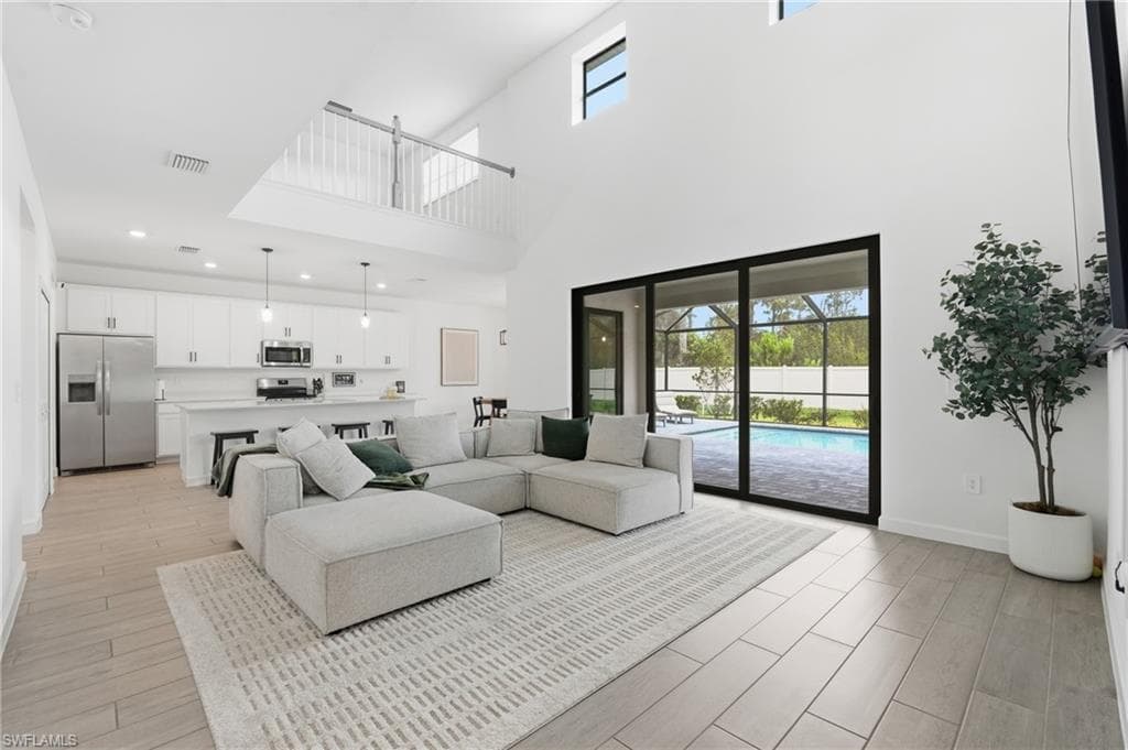 10816 Sequoia Woods LOOP-8