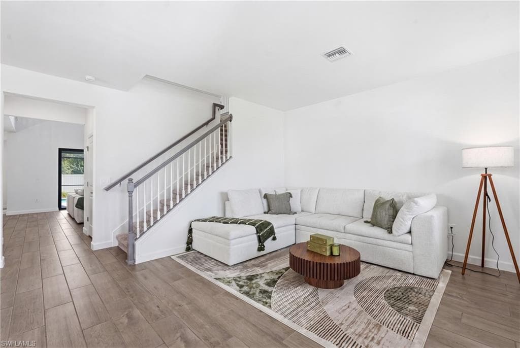 10816 Sequoia Woods LOOP-17