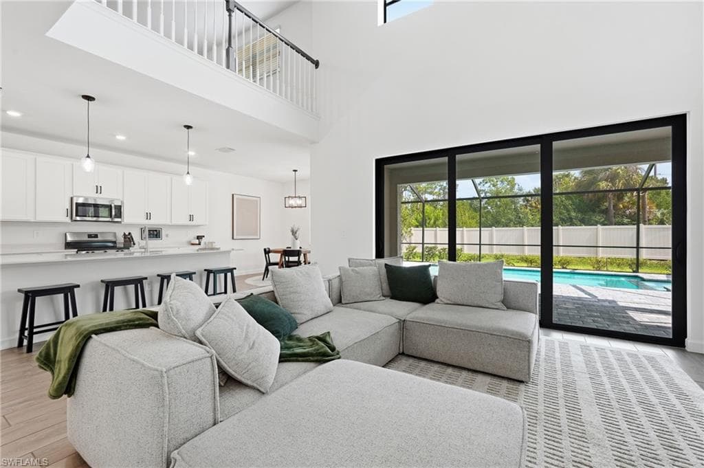 10816 Sequoia Woods LOOP-7