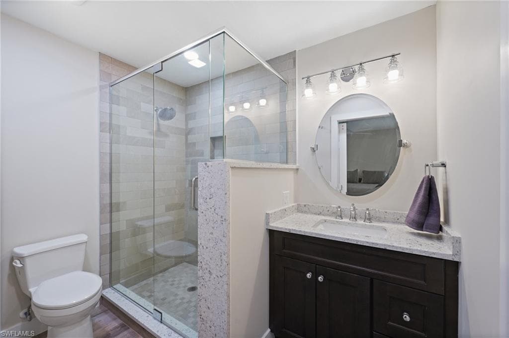 210 Hibiscus DR-25