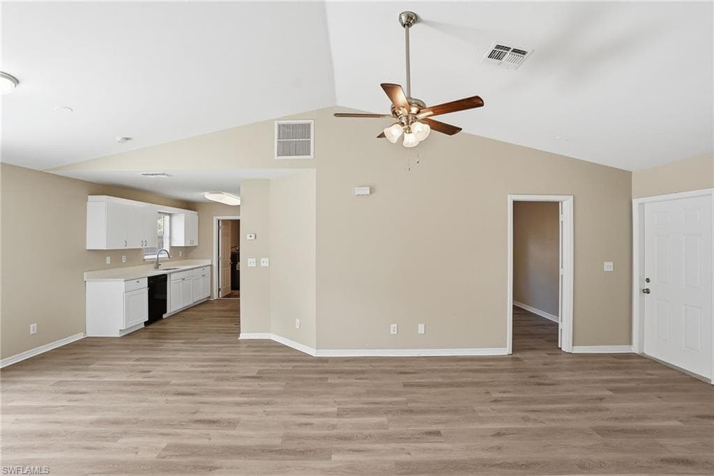 26311 Coventry LN 313-11