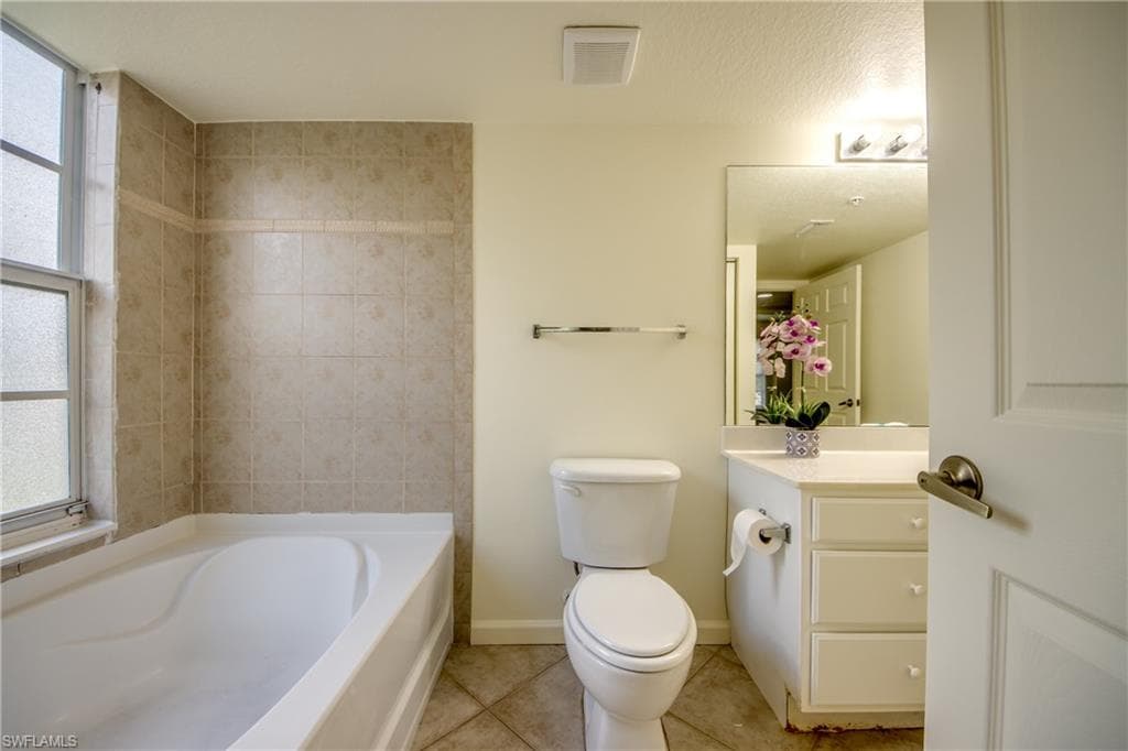 4149 Residence DR 809-27