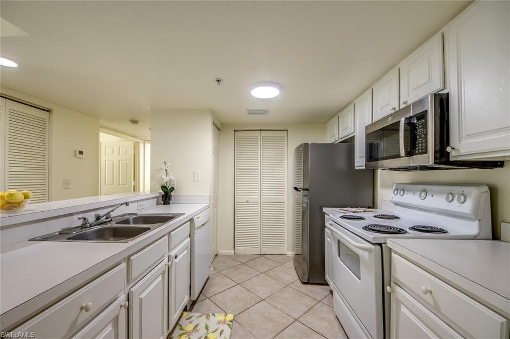 4149 Residence DR 809-10