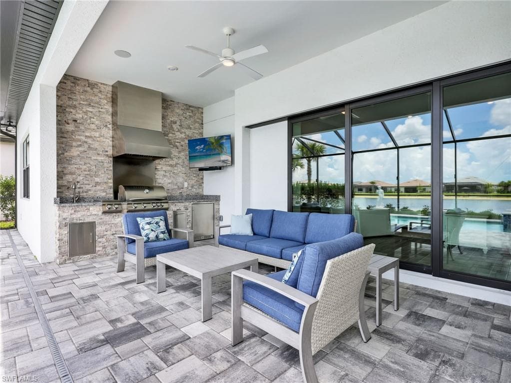 21064 Hallandale DR-22