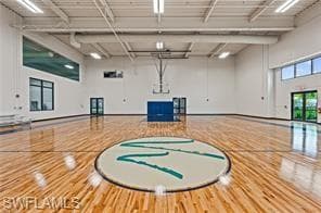 21064 Hallandale DR-44