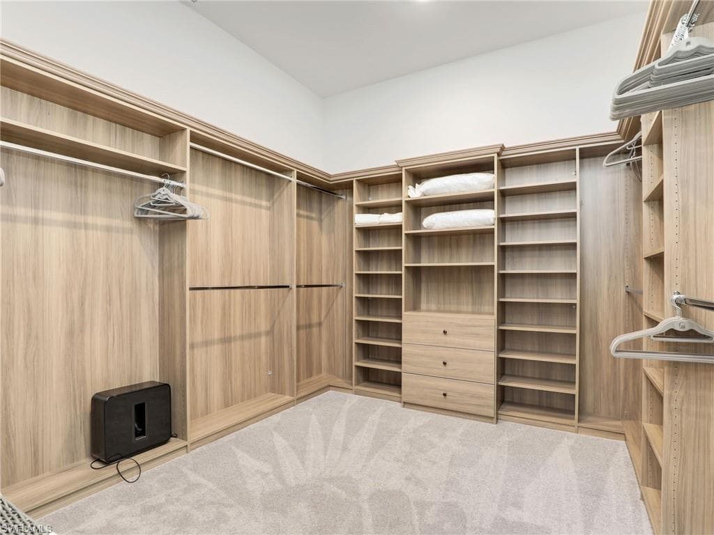 21064 Hallandale DR-14