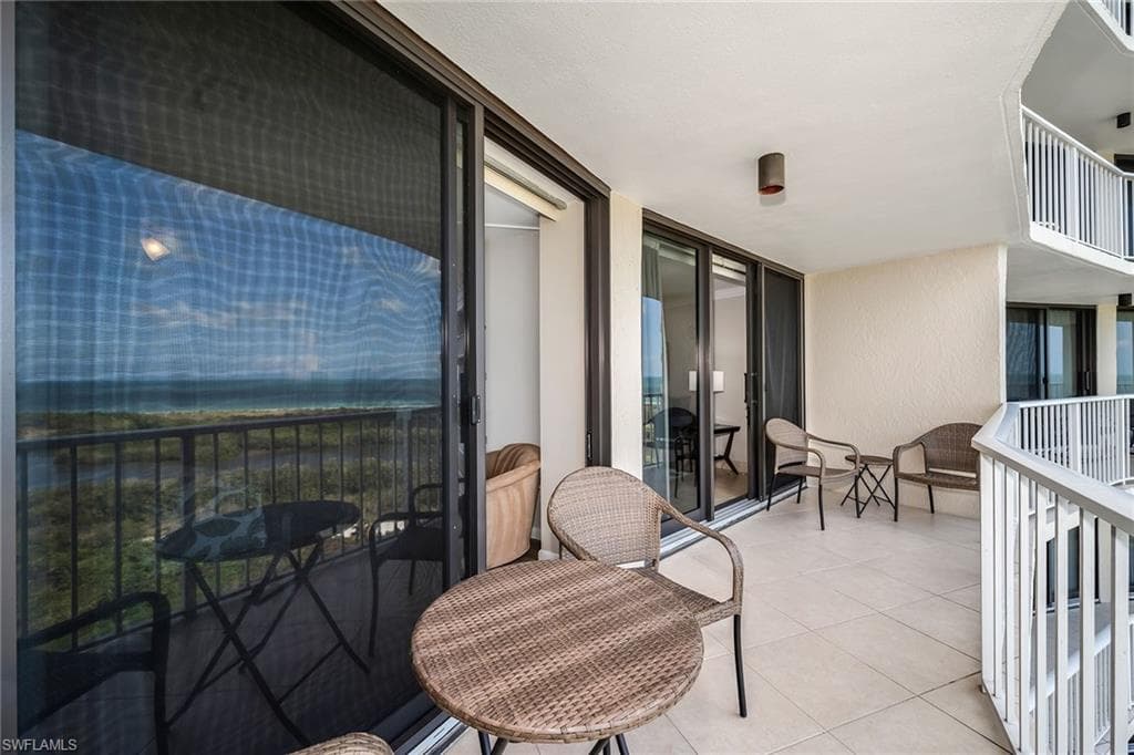 440 Seaview CT 1201-22