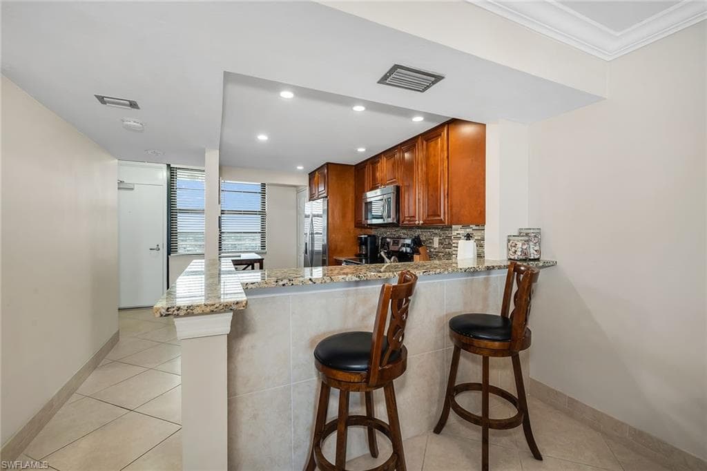 440 Seaview CT 1201-12