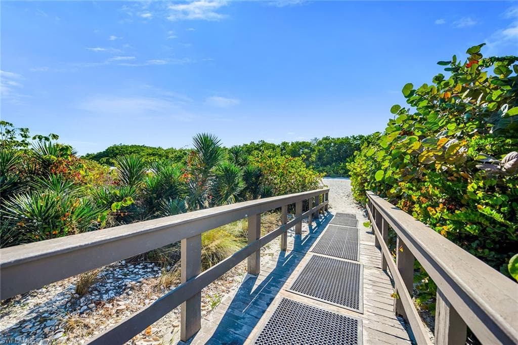 440 Seaview CT 1201-29