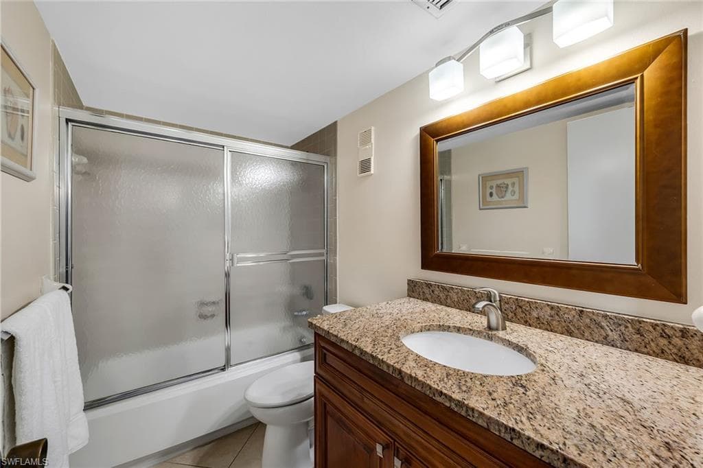 440 Seaview CT 1201-18