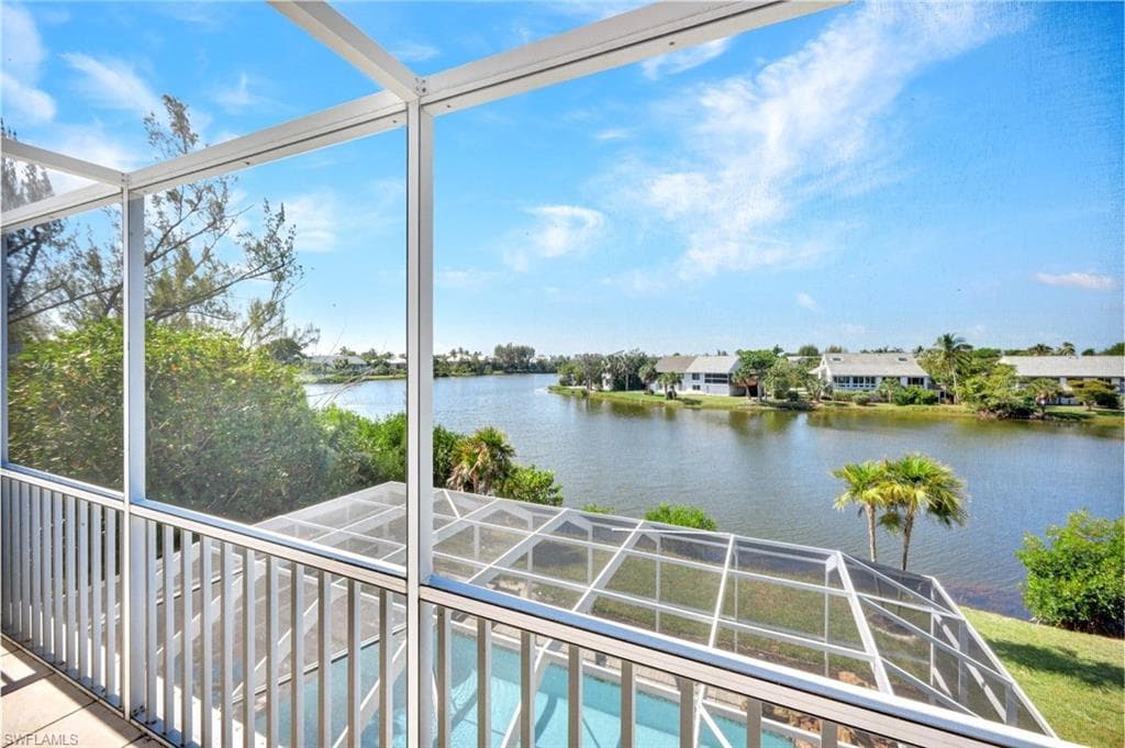 9007 Mockingbird DR-15