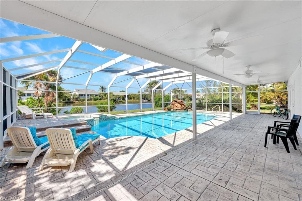 9007 Mockingbird DR-11