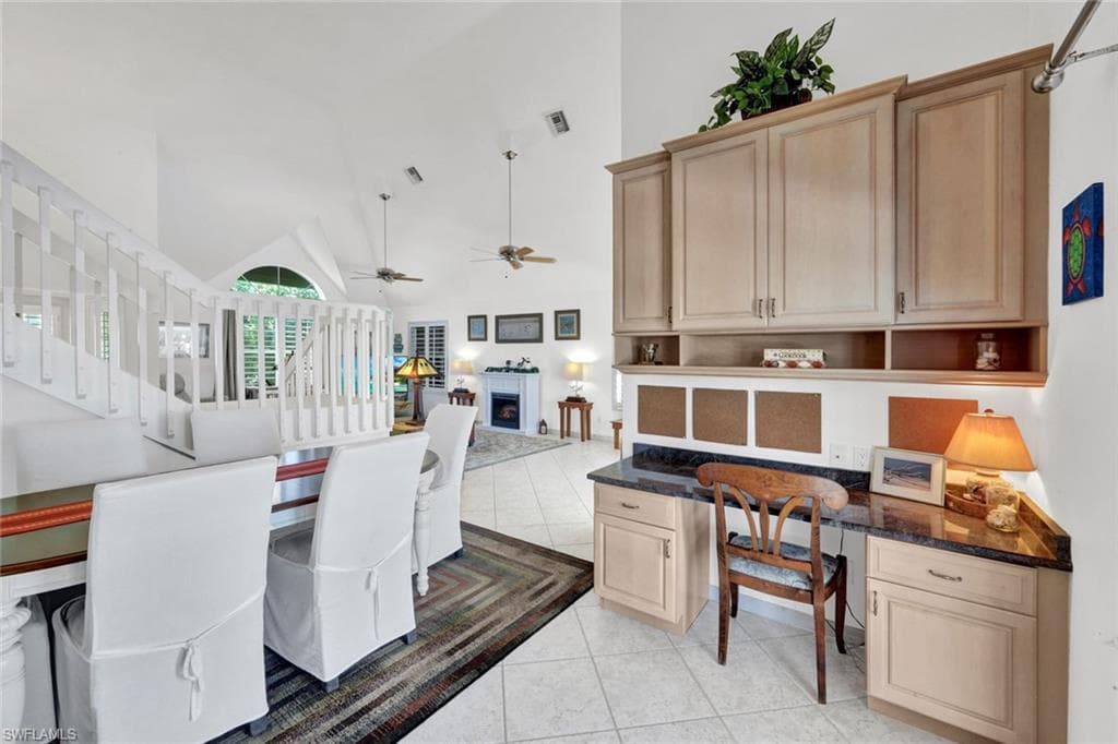 9007 Mockingbird DR-24