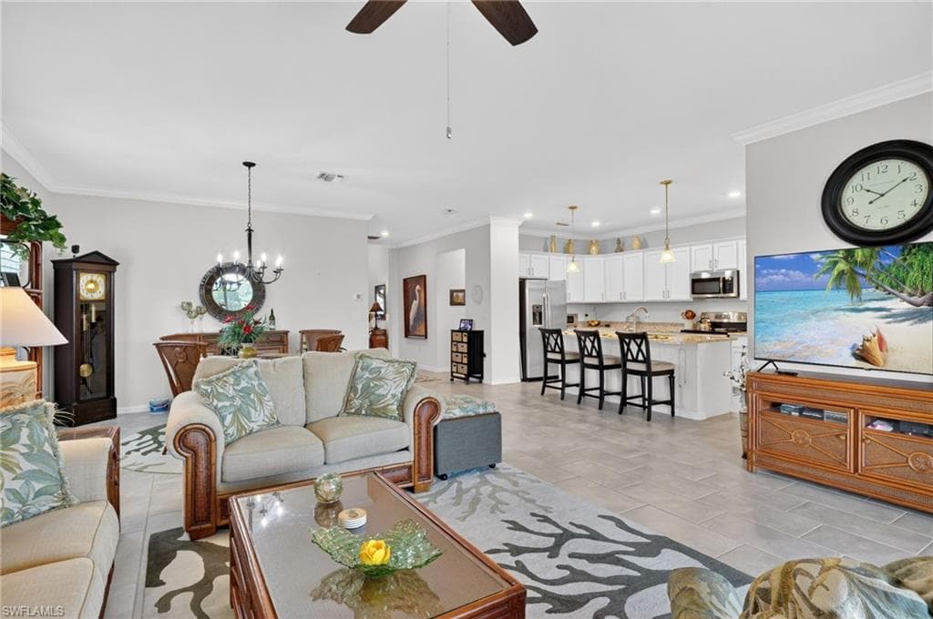 4386 Bluegrass DR-5