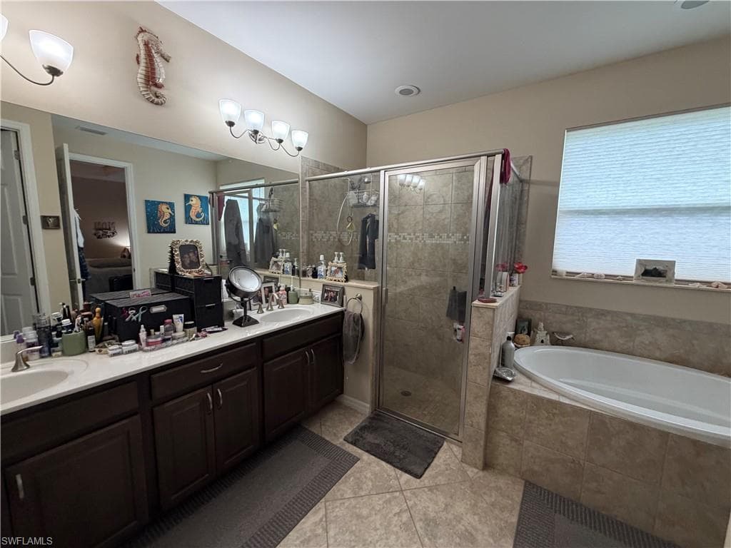 3115 Amadora CIR-16