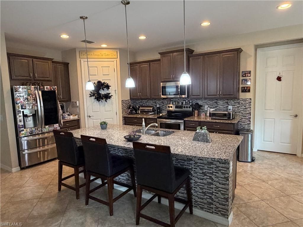 3115 Amadora CIR-14
