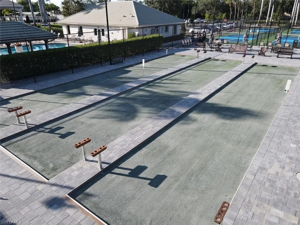 2790 Cypress Trace CIR 2225-33