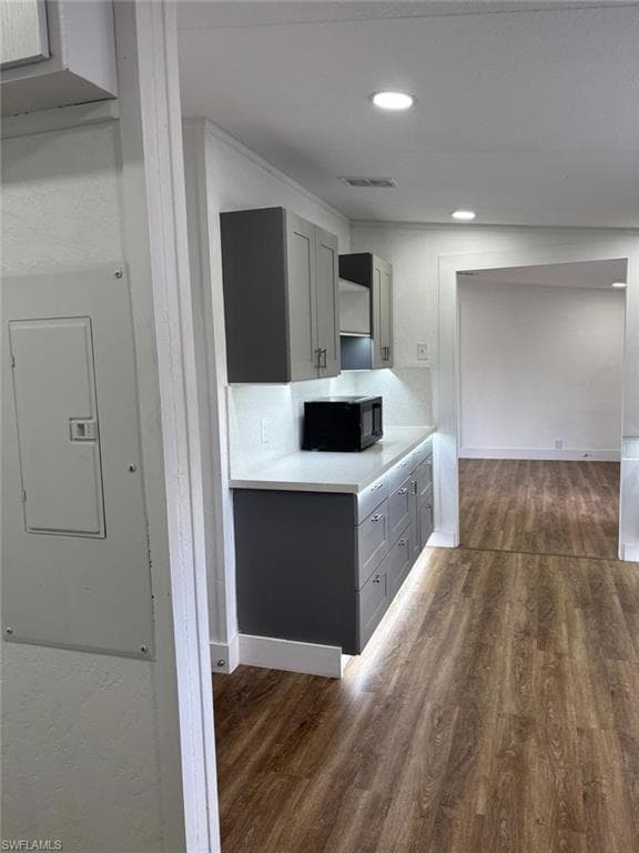 555 Palomino ST-28